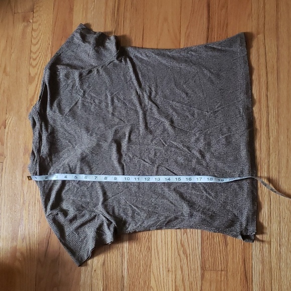 Talbots Medium tan and black women's  w/rouched  neck design neck w/ stretch - Picture 6 of 6